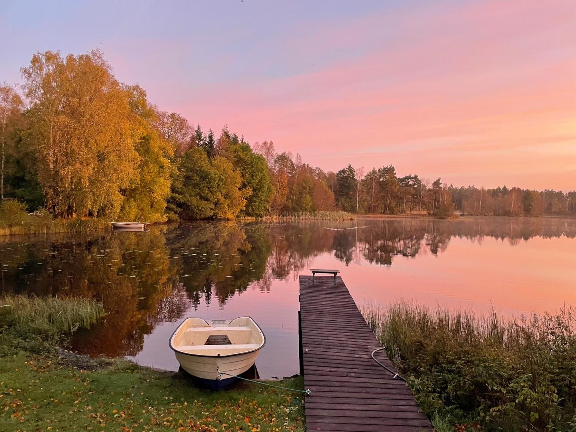 Naturskoent Boende Vid Sjoe Skånes Fagerhult Buitenkant foto